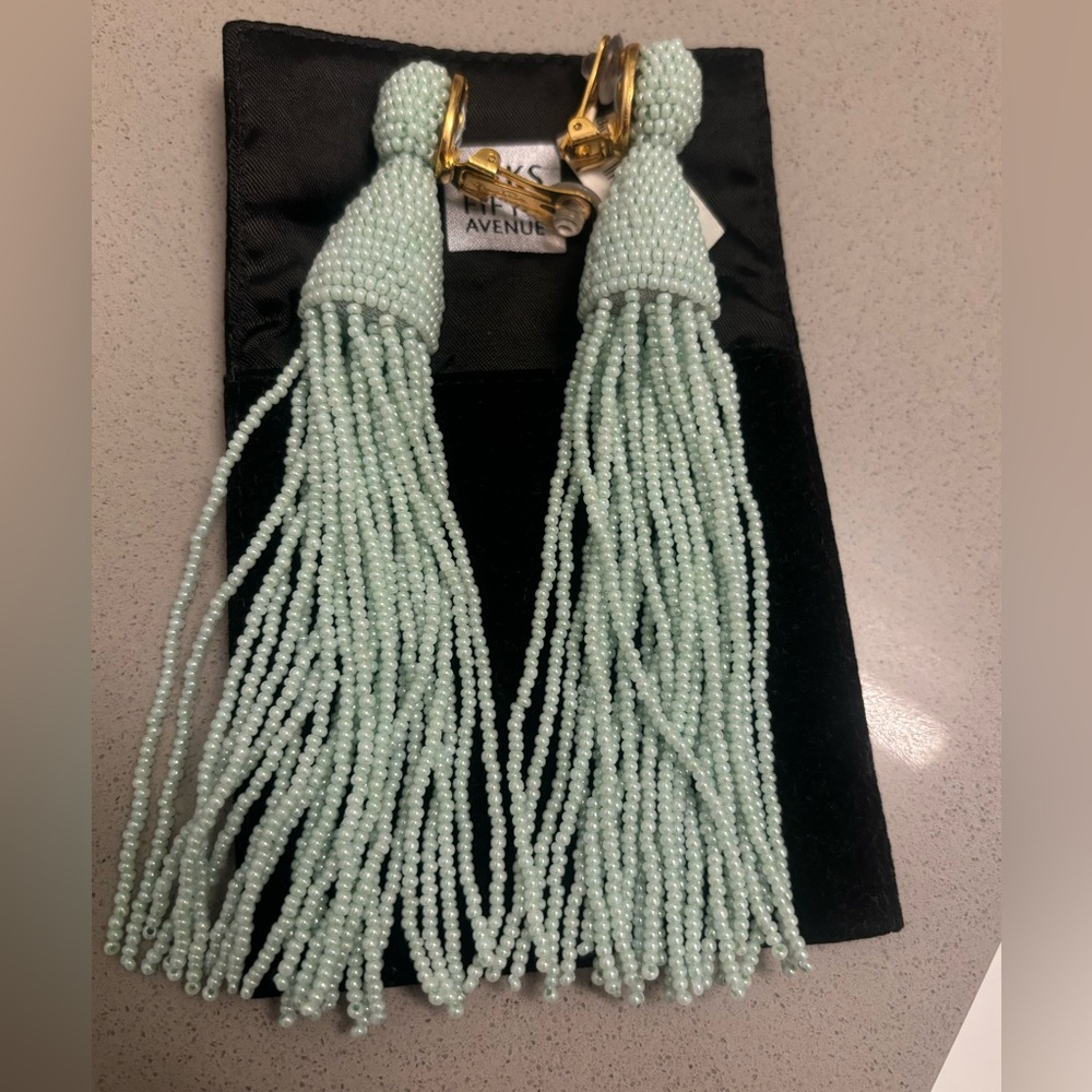 BNWT Oscar de la Renta tassel earrings - large